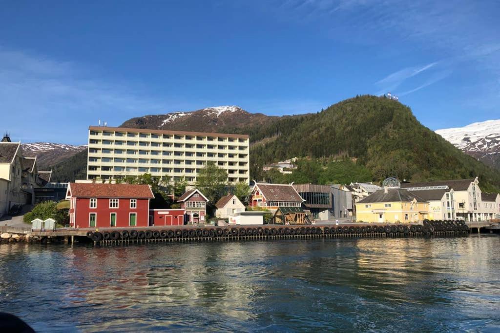 Balestrand Fjordapartments Holmen 19A Dış mekan fotoğraf
