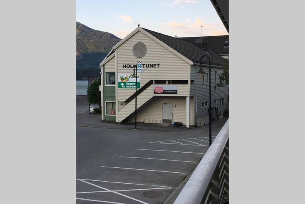 Balestrand Fjordapartments Holmen 19A Dış mekan fotoğraf
