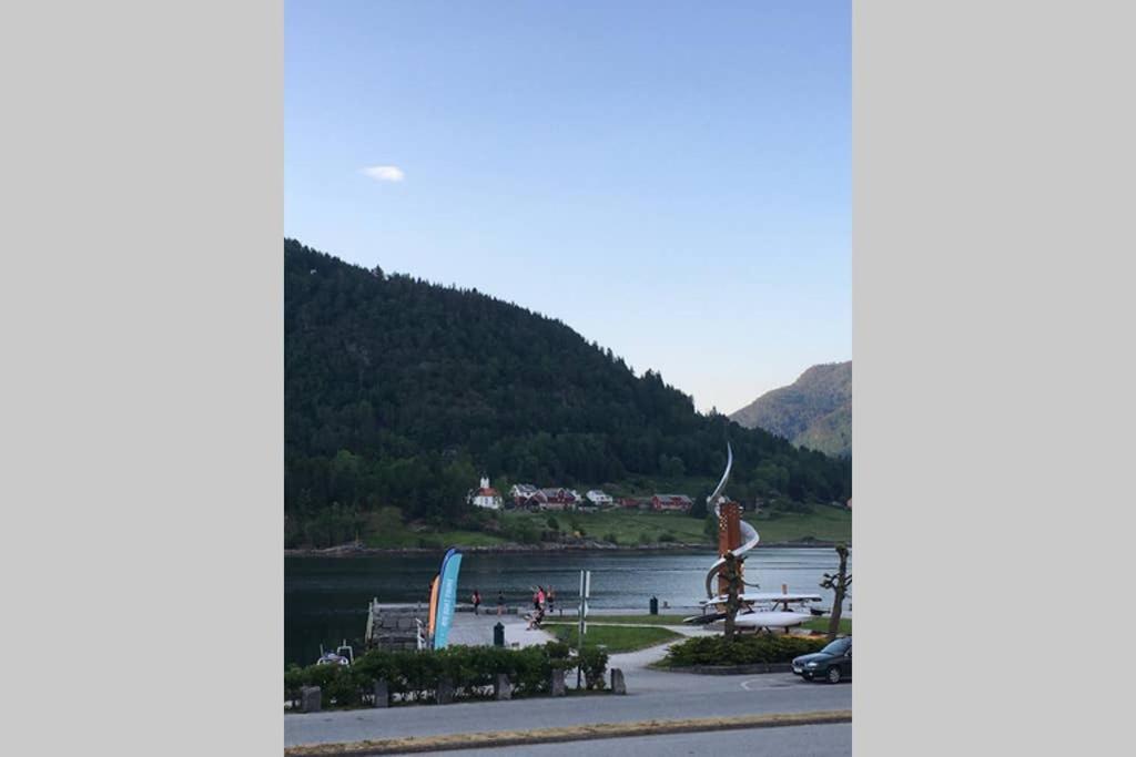 Balestrand Fjordapartments Holmen 19A Dış mekan fotoğraf
